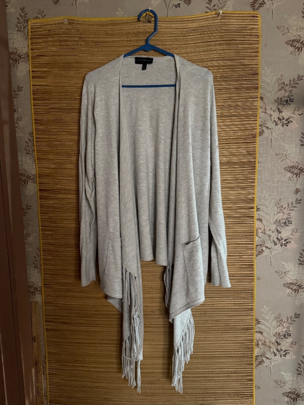 Lane Bryant Open Fringed Stretchy Cardigan Light Gray with Pockets Size 18-20